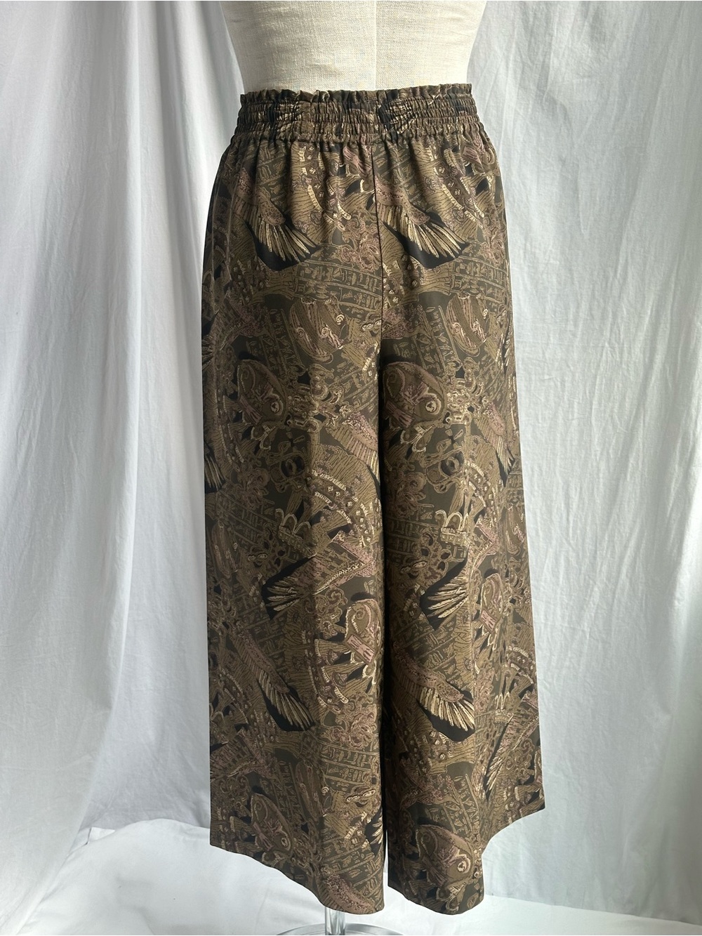 SOLD Vintage Abstract Print Cropped Wide Leg Culotte Pants High Waist | Size M - Picture 4 of 9